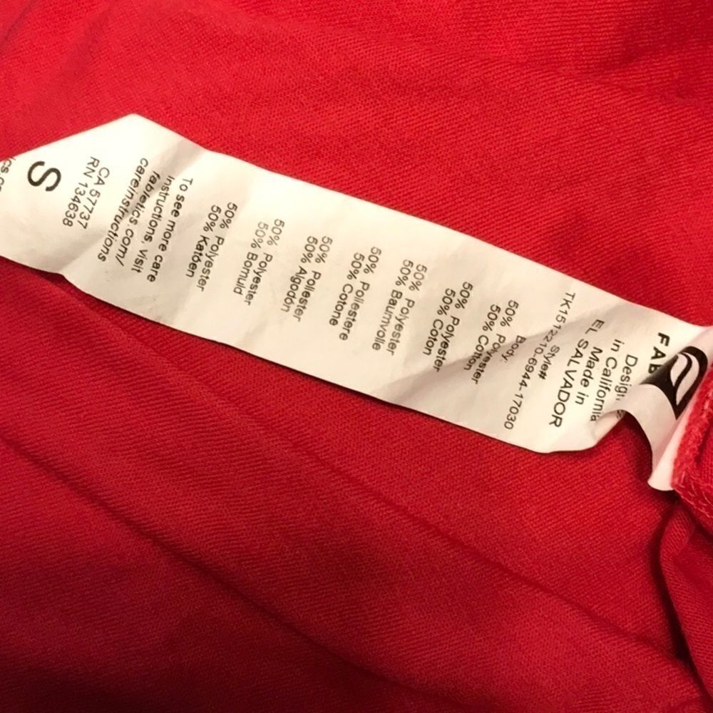 Fabletics performance tee. New - Picture 3 of 4